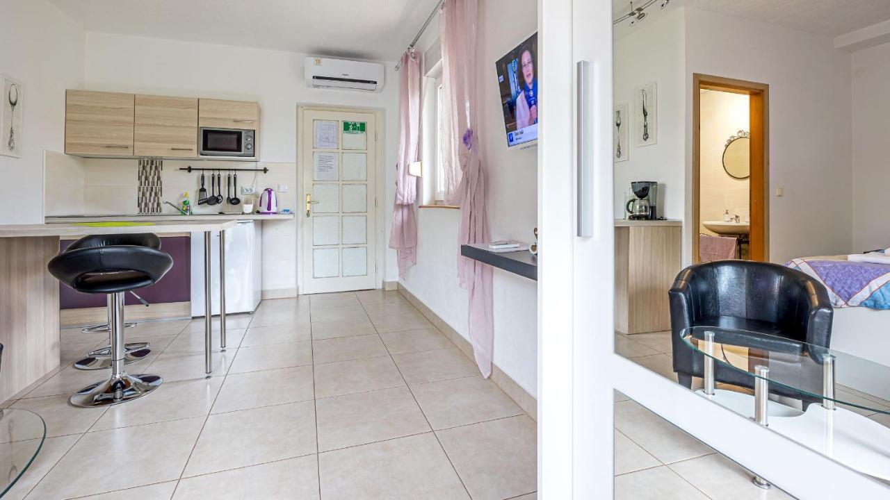 Apartments Klara Senj  Εξωτερικό φωτογραφία